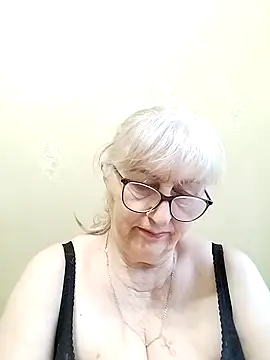 Snapshot of LolkaAlyss chatting on September 30, 2025, 8:09 am LolkaAlyss online show from September 30, 2025, 8:09 am
