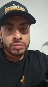 Snapshot of dereck_fiore chatting on November 4, 2025, 9:07 pm dereck fiore online show from November 4, 2025, 9:07 pm