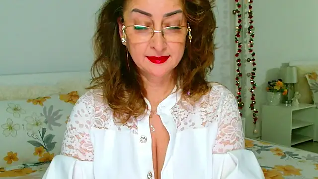 Snapshot of Tyana40 chatting on March 23, 2026, 2:11 am Tyana40 online show from March 23, 2026, 2:11 am