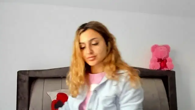 Snapshot of NicolePlay chatting on March 3, 2026, 3:41 pm NicolePlay online show from March 3, 2026, 3:41 pm