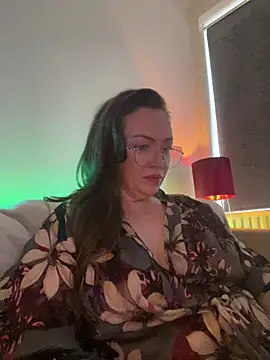 FemDom RubyKnightXXO online show from June 19, 2026, 5:08 pm