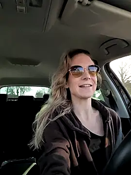 NaomiAndFriends online show from March 7, 2025, 8:34 am