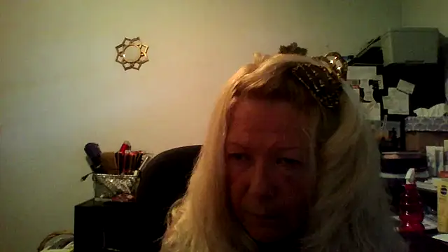 XTRAHORNYONE online show from October 13, 2025, 4:08 pm