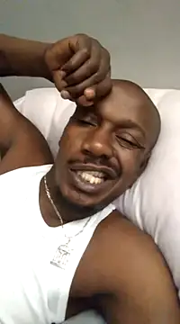 Snapshot of RinsingWood84 chatting on March 16, 2025, 4:20 am RinsingWood84 online show from March 16, 2025, 4:20 am