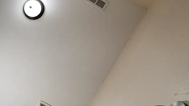 Snapshot of RinsingWood84 chatting on January 9, 2026, 2:02 pm RinsingWood84 online show from January 9, 2026, 2:02 pm