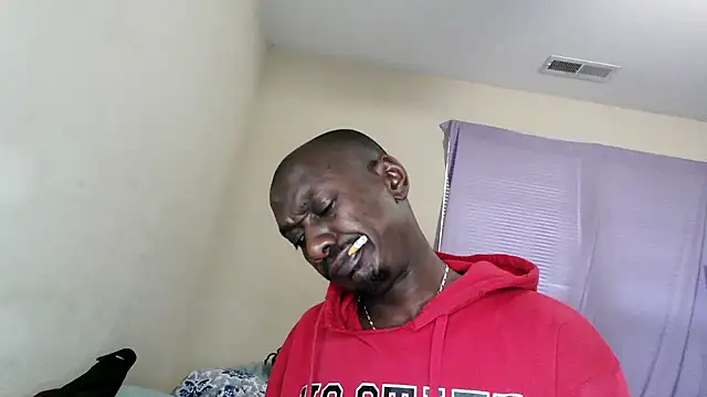 RinsingWood84 online show from March 12, 2026, 6:12 pm