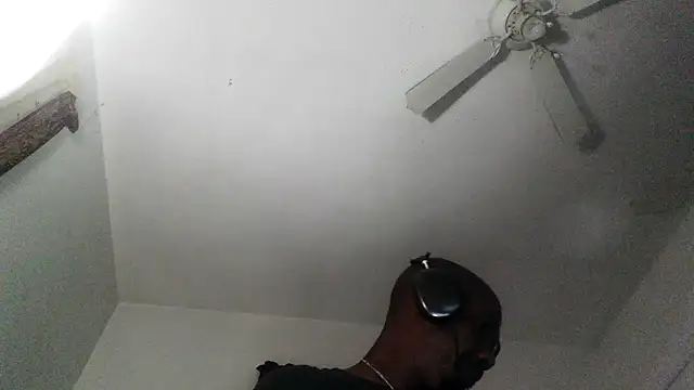 Snapshot of RinsingWood84 chatting on March 6, 2025, 5:46 am RinsingWood84 online show from March 6, 2025, 5:46 am