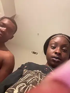 DancingLemonade online show from September 29, 2025, 12:28 am