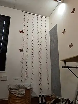 Snapshot of sharom_smith1 chatting on April 10, 2026, 7:21 pm sharom smith1 online show from April 10, 2026, 7:21 pm