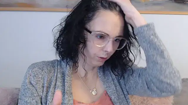 Snapshot of cleophee chatting on March 22, 2026, 7:54 am cleophee online show from March 22, 2026, 7:54 am