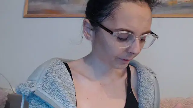 Snapshot of cleophee chatting on March 6, 2026, 6:30 am cleophee online show from March 6, 2026, 6:30 am