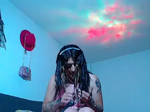 Snapshot of MARIANAWEED chatting on October 27, 2025, 11:49 pm MARIANAWEED online show from October 27, 2025, 11:49 pm