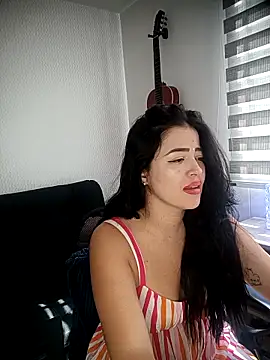 Aleska  Bell online show from September 29, 2025, 2:34 pm