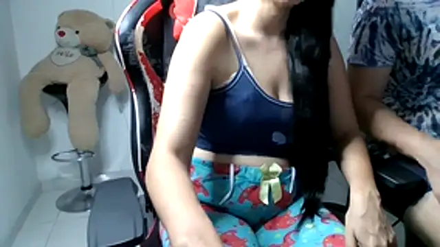 kim sex hot online show from October 26, 2025, 10:48 am