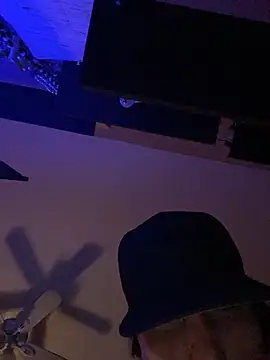 Jbizzle247 online show from December 17, 2025, 1:21 am