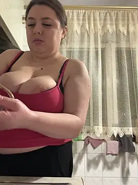 Sara Slow online show from March 11, 2025, 4:40 pm