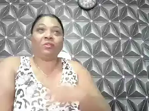 Snapshot of IndianDelia chatting on December 18, 2025, 3:44 am IndianDelia online show from December 18, 2025, 3:44 am