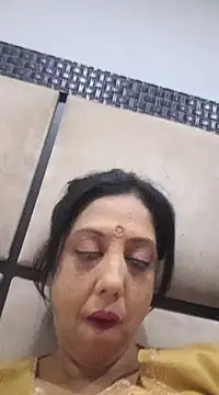 Snapshot of Mahi4luv chatting on December 1, 2024, 8:47 pm Mahi4luv online show from December 1, 2024, 8:47 pm