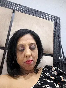 Snapshot of Mahi4luv chatting on December 7, 2024, 10:12 pm Mahi4luv online show from December 7, 2024, 10:12 pm