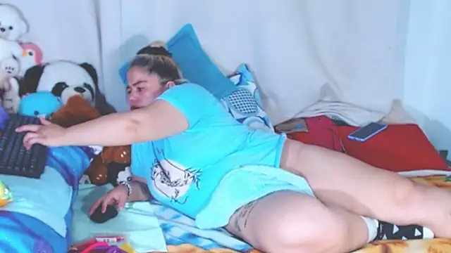 estrellita fugaz16x online show from September 24, 2025, 4:30 am