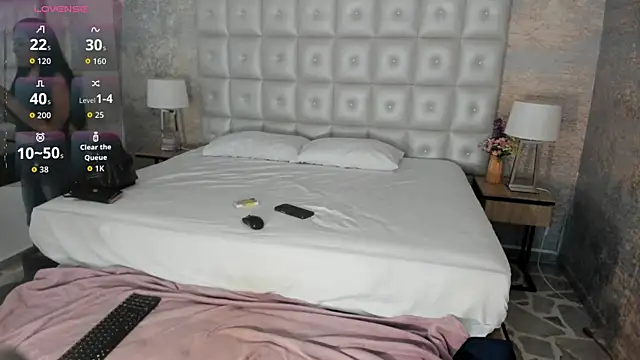 Snapshot of Maddysex_ chatting on March 24, 2026, 11:32 am Maddysex online show from March 24, 2026, 11:32 am