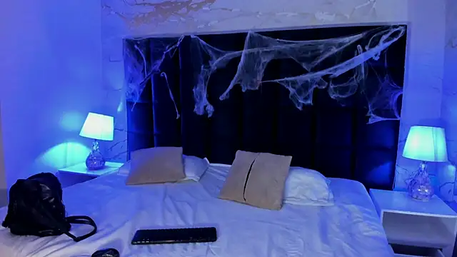 Maddysex  online show from October 18, 2025, 11:34 am