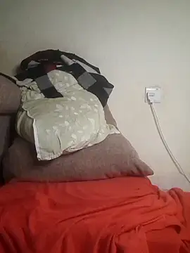 Snapshot of Mrsanaconda chatting on April 3, 2026, 8:04 pm Mrsanaconda online show from April 3, 2026, 8:04 pm