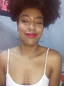 Snapshot of thaimy_ chatting on December 18, 2025, 11:52 pm thaimy online show from December 18, 2025, 11:52 pm