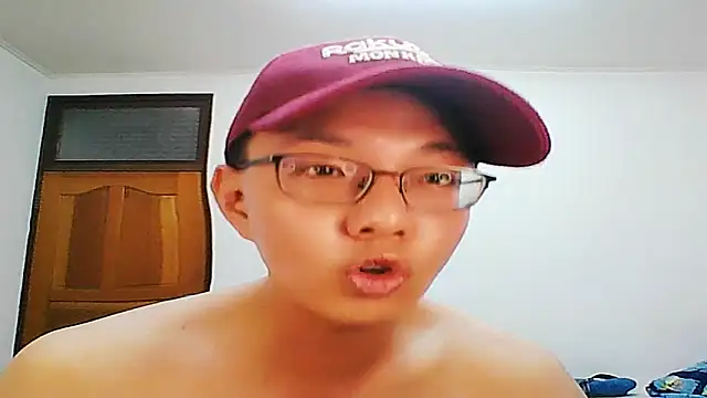 poter77112 online show from April 6, 2026, 2:51 pm