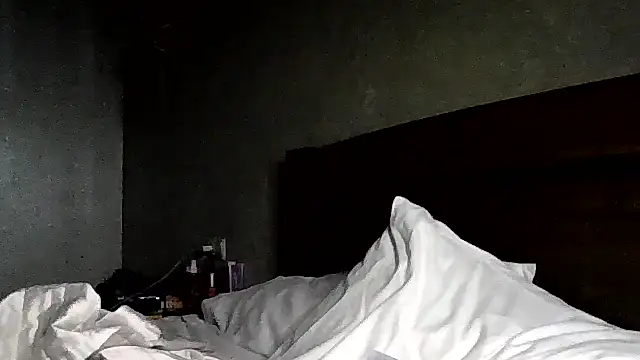 JulianaGold1 online show from January 11, 2026, 3:30 pm