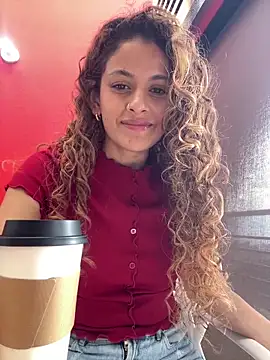 Snapshot of alana15 chatting on March 11, 2026, 9:31 pm alana15 online show from March 11, 2026, 9:31 pm