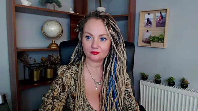 Snapshot of KayaMagic chatting on March 13, 2025, 5:18 pm KayaMagic online show from March 13, 2025, 5:18 pm