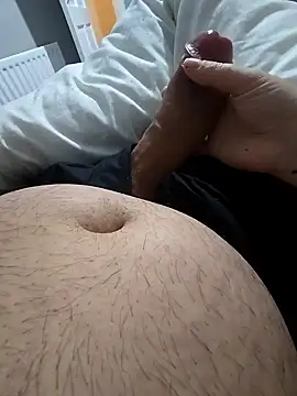 Snapshot of elenaUK chatting on December 23, 2024, 11:39 pm elenaUK online show from December 23, 2024, 11:39 pm