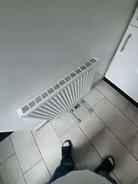 Snapshot of elenaUK chatting on December 28, 2024, 1:17 pm elenaUK online show from December 28, 2024, 1:17 pm