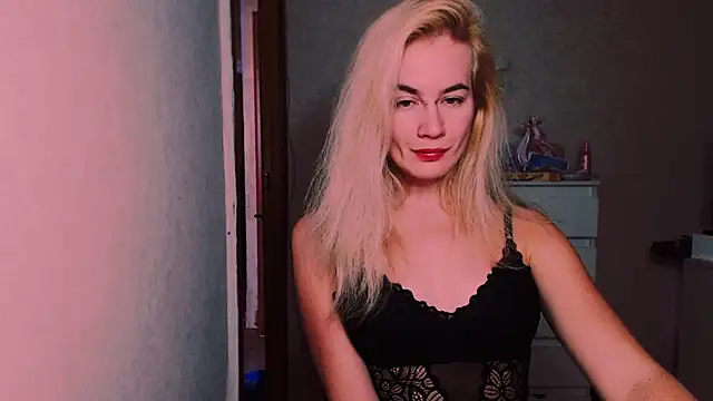 xxxcharismaaa online show from October 13, 2025, 7:59 pm