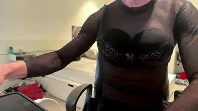 pocker498 online show from March 2, 2026, 8:21 am