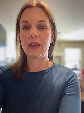 Snapshot of MaiseKnox chatting on April 11, 2026, 6:00 pm MaiseKnox online show from April 11, 2026, 6:00 pm