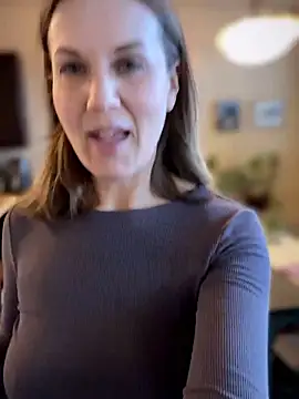 Snapshot of MaiseKnox chatting on March 6, 2026, 12:05 am MaiseKnox online show from March 6, 2026, 12:05 am