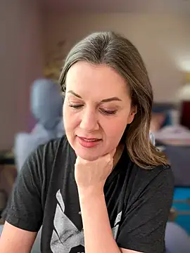 Snapshot of MaiseKnox chatting on March 22, 2026, 6:20 pm MaiseKnox online show from March 22, 2026, 6:20 pm