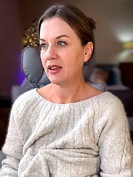 Snapshot of MaiseKnox chatting on March 8, 2026, 6:44 pm MaiseKnox online show from March 8, 2026, 6:44 pm