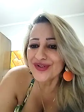 vivifernades online show from December 21, 2024, 4:03 pm