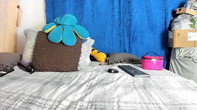 BlowMommy  online show from March 29, 2026, 10:50 am