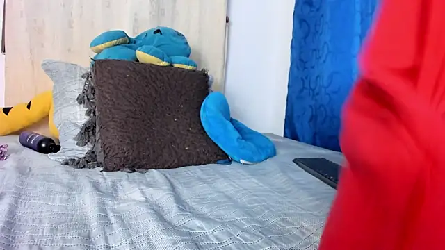 BlowMommy  online show from January 12, 2026, 12:45 pm