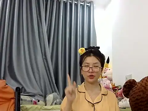 Snapshot of Cute_Ruby01 chatting on March 2, 2025, 12:03 pm Cute Ruby01 online show from March 2, 2025, 12:03 pm