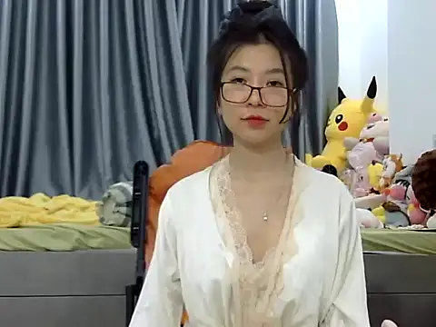 Snapshot of Cute_Ruby01 chatting on December 16, 2024, 12:27 pm Cute Ruby01 online show from December 16, 2024, 12:27 pm