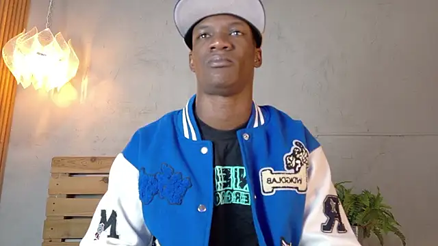 Snapshot of martin_killer chatting on March 29, 2026, 1:24 pm martin killer online show from March 29, 2026, 1:24 pm