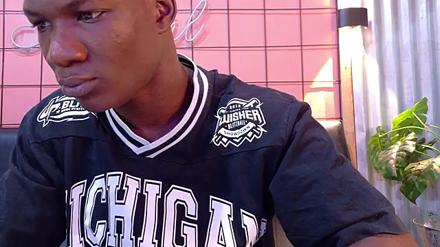 Snapshot of martin_killer chatting on April 3, 2026, 1:23 am martin killer online show from April 3, 2026, 1:23 am