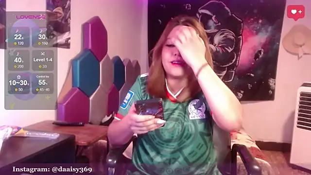 lil daisy7 online show from June 19, 2026, 4:29 am