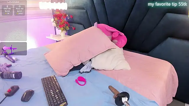 Vivi prinncess online show from May 27, 2026, 1:57 am