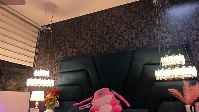 Vivi prinncess online show from May 12, 2026, 10:49 pm